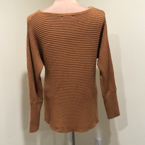 Rachel Zoe Sweater Size Medium Nutmeg Brown Ribbed Boat Neck Pullover - Picture 4 of 10
